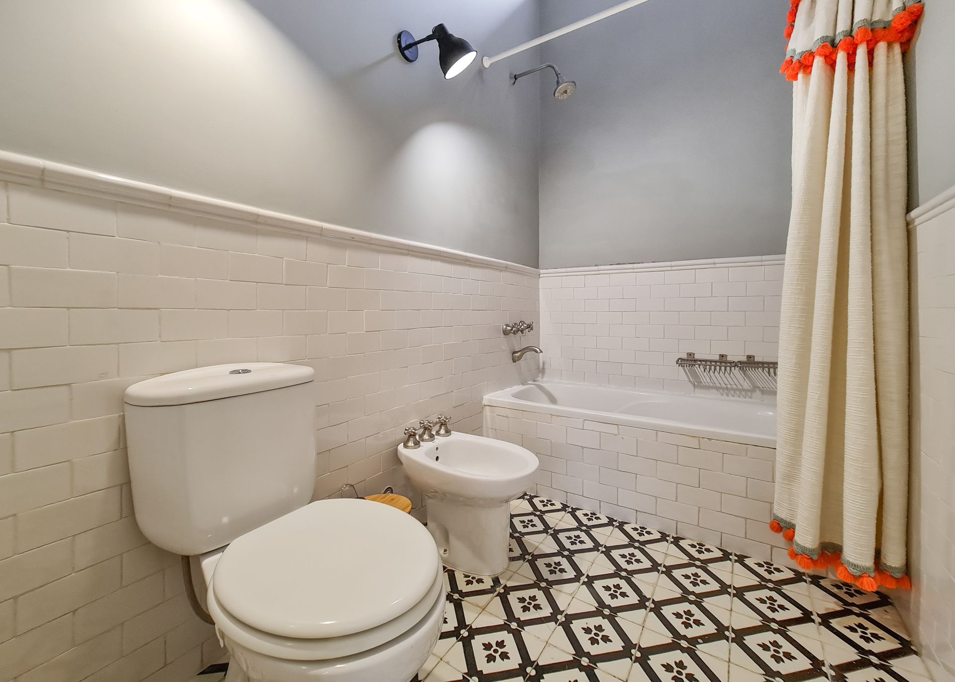 Casa 6 ambientes en alquiler - San Isidro pileta