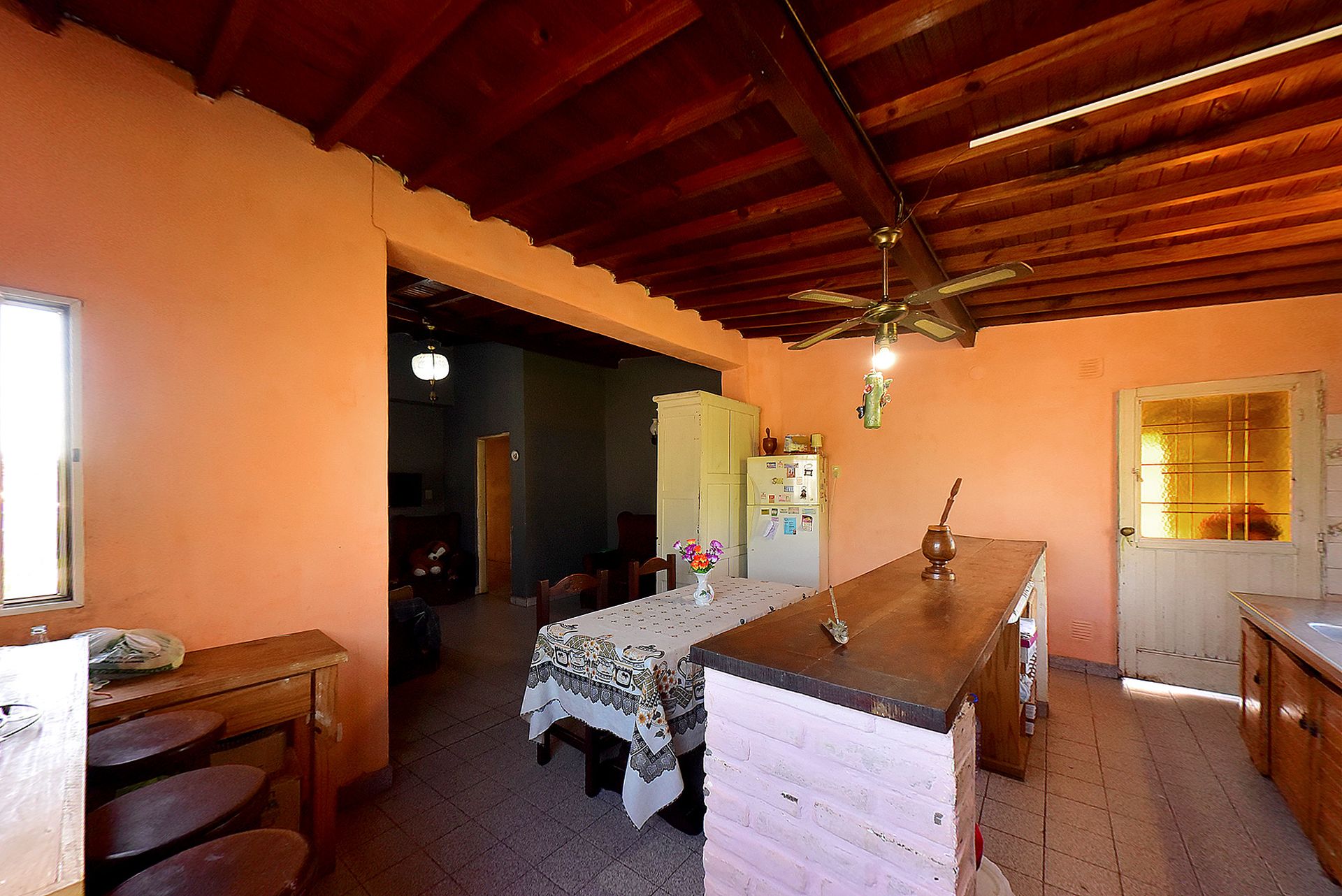 Venta casa con GRAN LOTE 905m2 multifamiliar