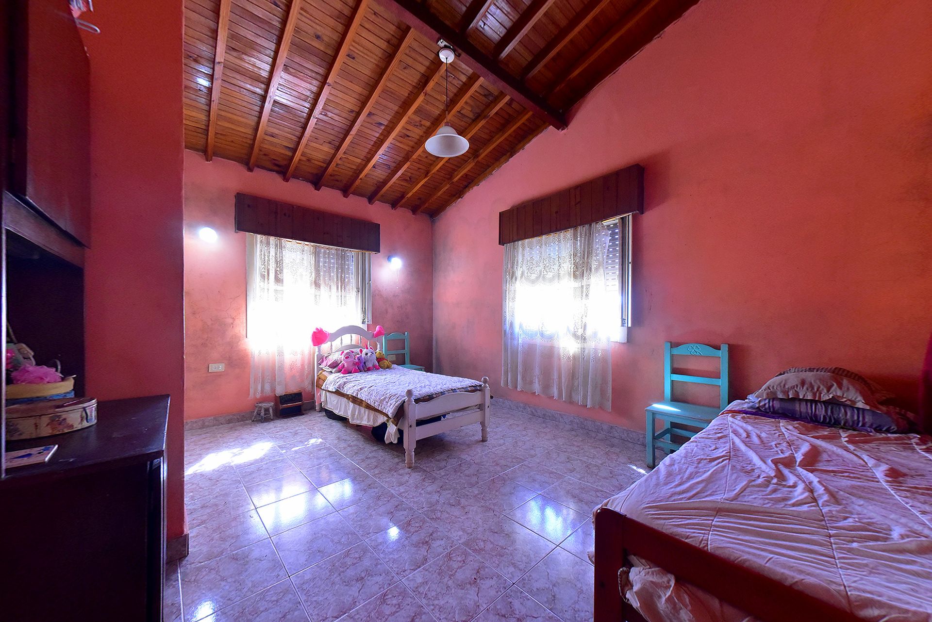 Venta casa con GRAN LOTE 905m2 multifamiliar