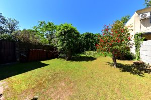 Venta casa con GRAN LOTE 905m2 multifamiliar