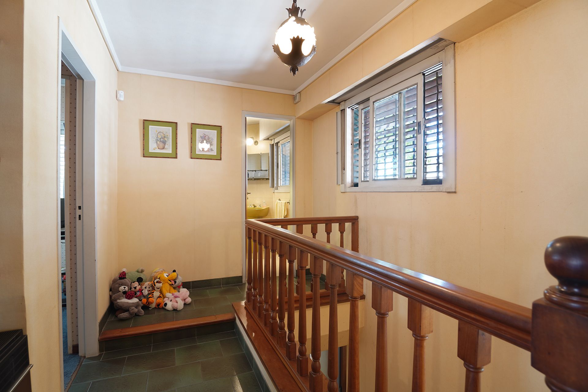 Casa 6 ambientes en Venta Olivos con Jardin