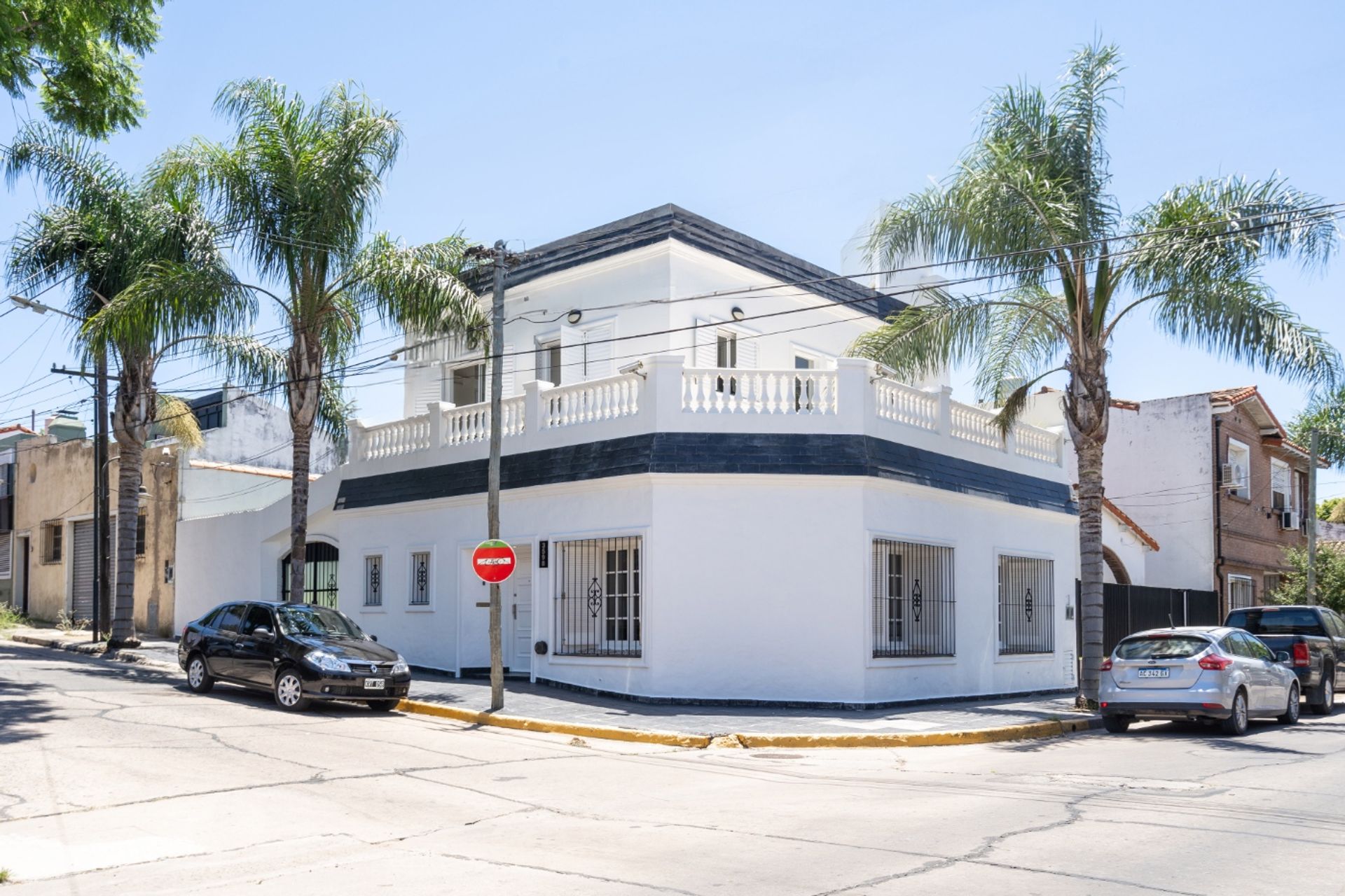 Casa 5 Dorms Quincho Garaje 2Autos Jardín Victoria