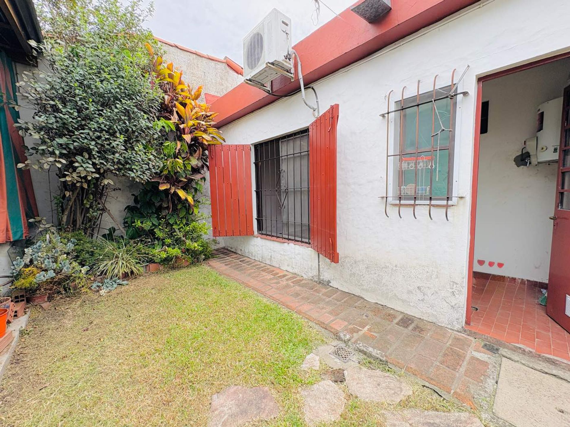 Casa En Venta 3 Amb Cochera Jardin Apto Credito
