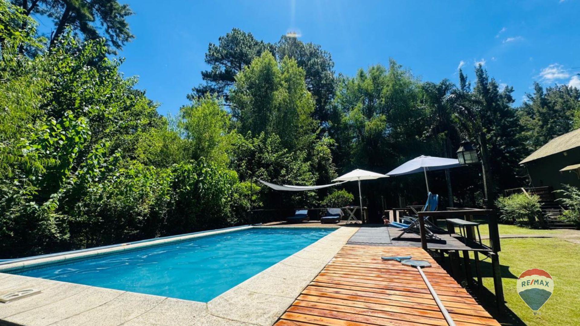 DOS CASAS c/ PISCINA Arroyo Toro– Delta de Tigre