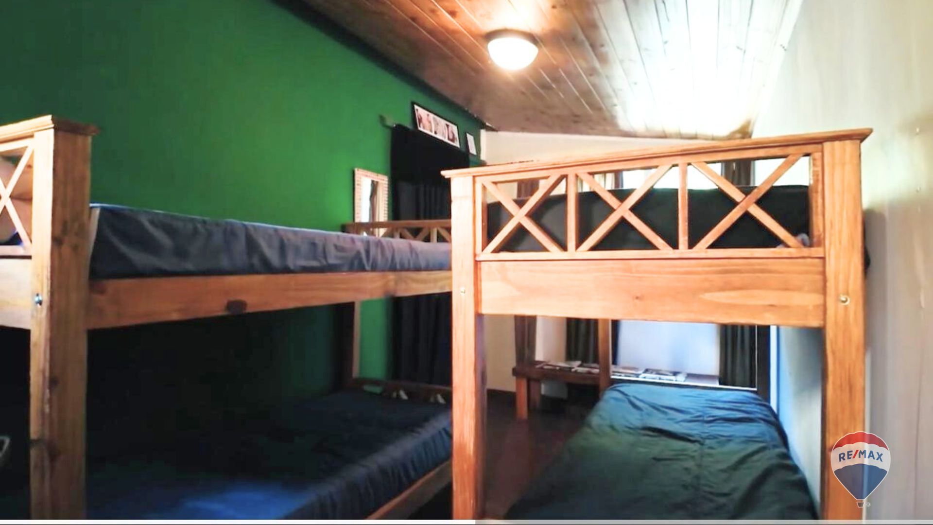 DOS CASAS c/ PISCINA Arroyo Toro– Delta de Tigre