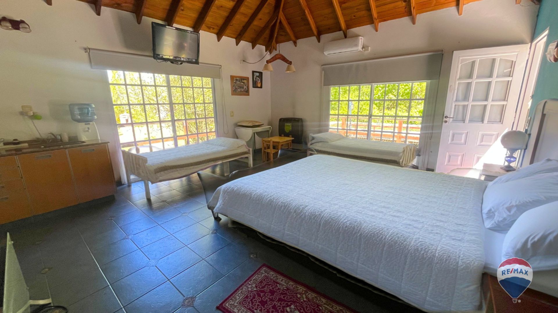 DOS CASAS c/ PISCINA Arroyo Toro– Delta de Tigre