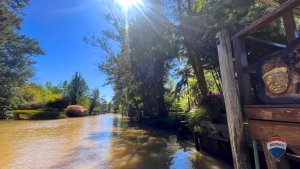 DOS CASAS c/ PISCINA Arroyo Toro– Delta de Tigre