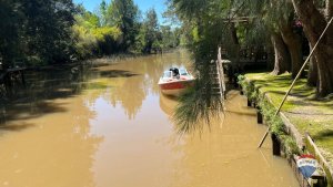 DOS CASAS c/ PISCINA Arroyo Toro– Delta de Tigre
