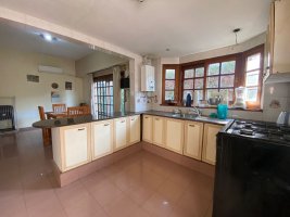 Venta Casa Multifamiliar 5 Ambientes Martinez