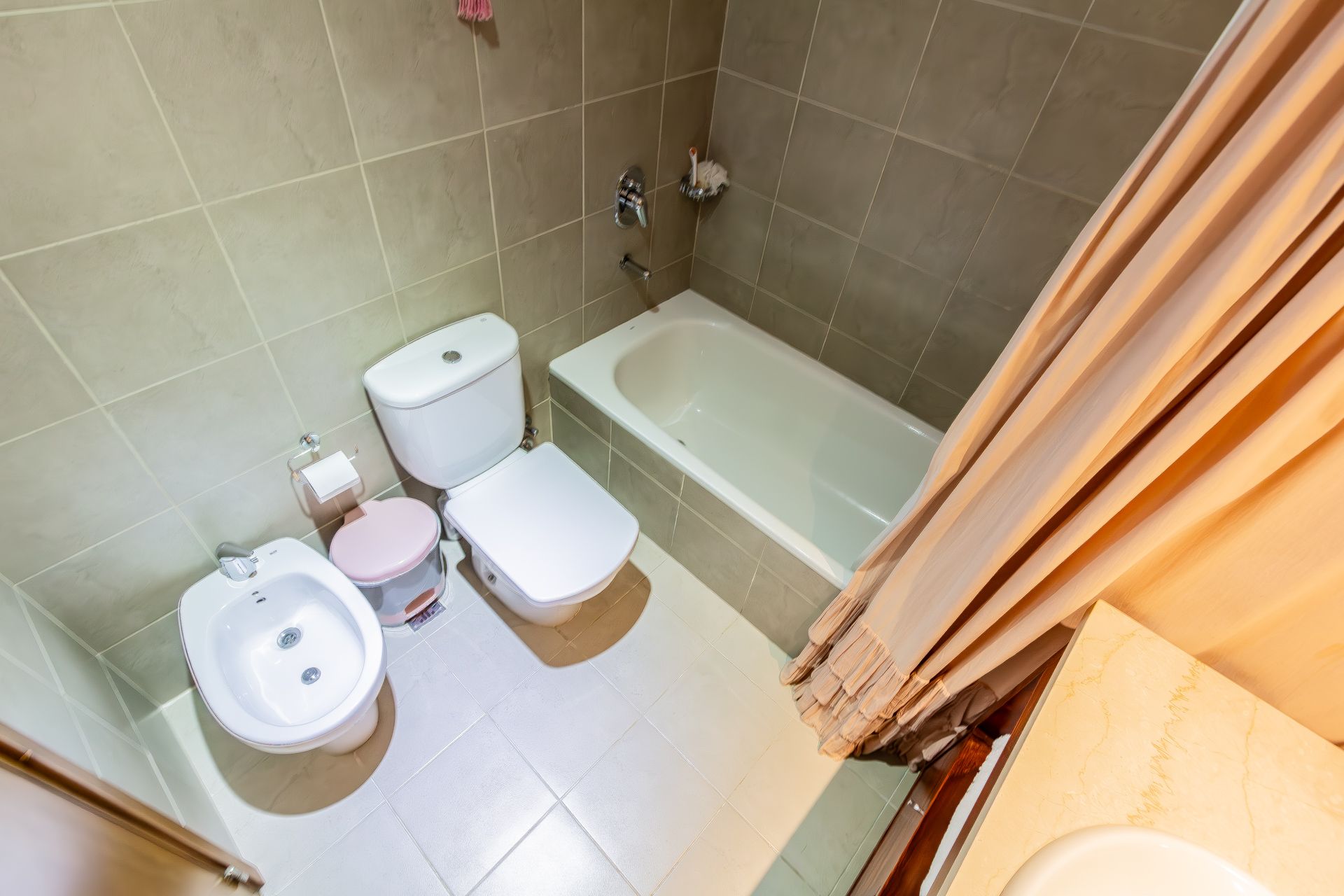 Venta departamento 4 amb, Dep y baul - San Isidro