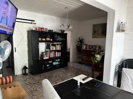 6-room House for Sale in Benavidez
