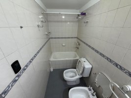 Triplex 3-room Rental with Playroom – Munro