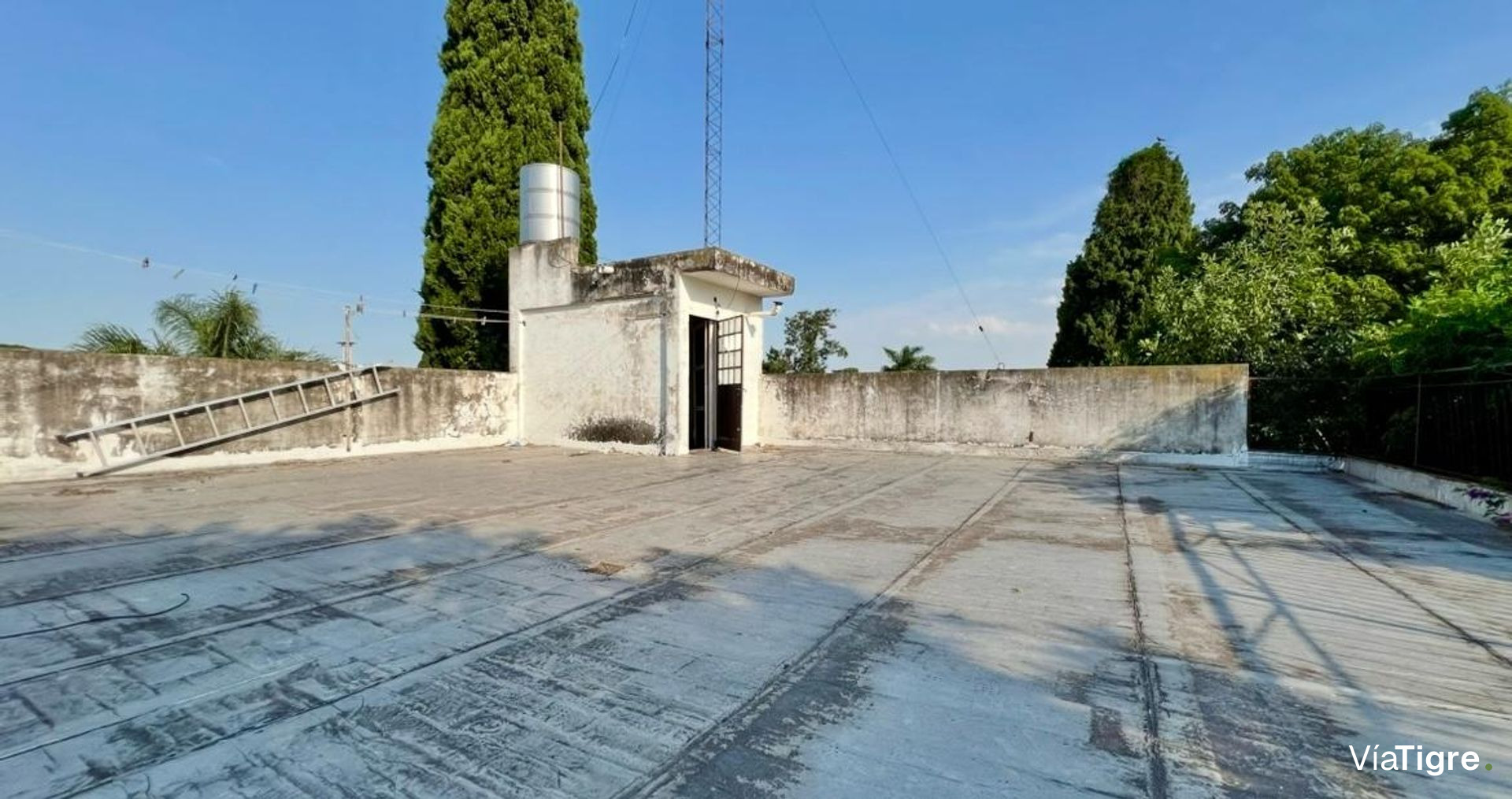 Casa Venta Con Local Jardin Y Cochera Don Torcuato
