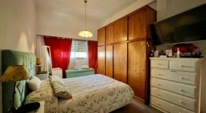 House for Sale with Store, Garden, and Carport – Don Torcuato