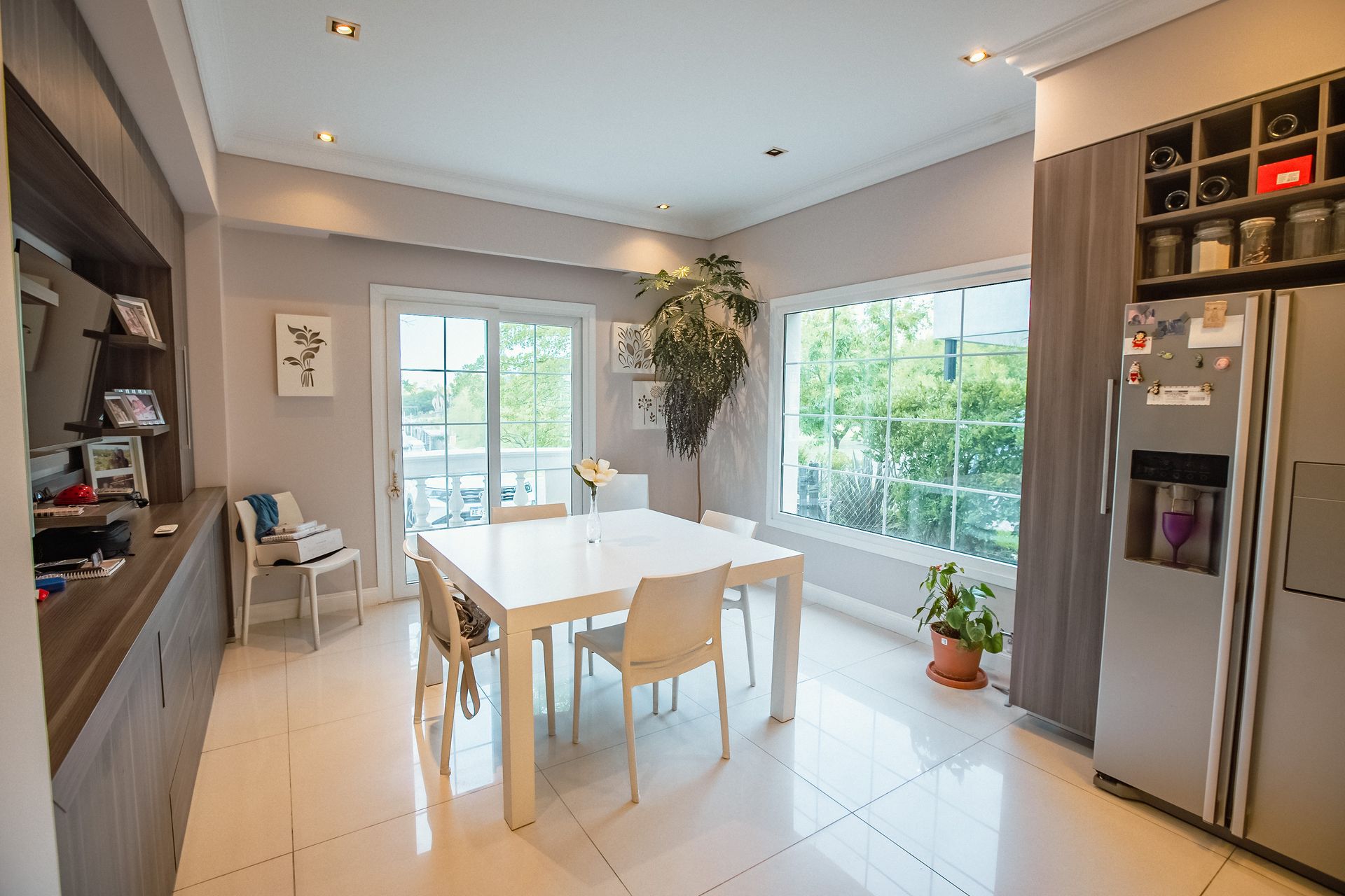 Residencia Premium Frente al Río – El Yacht