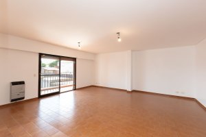 Sale 3-room Ph in Olivos