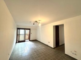 Venta 3 Ambientes Planta Baja C/Jardin Y Cochera
