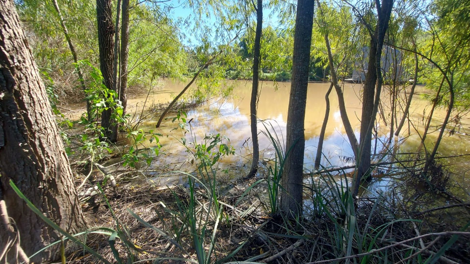 Lote frente al agua maschwitz escobar