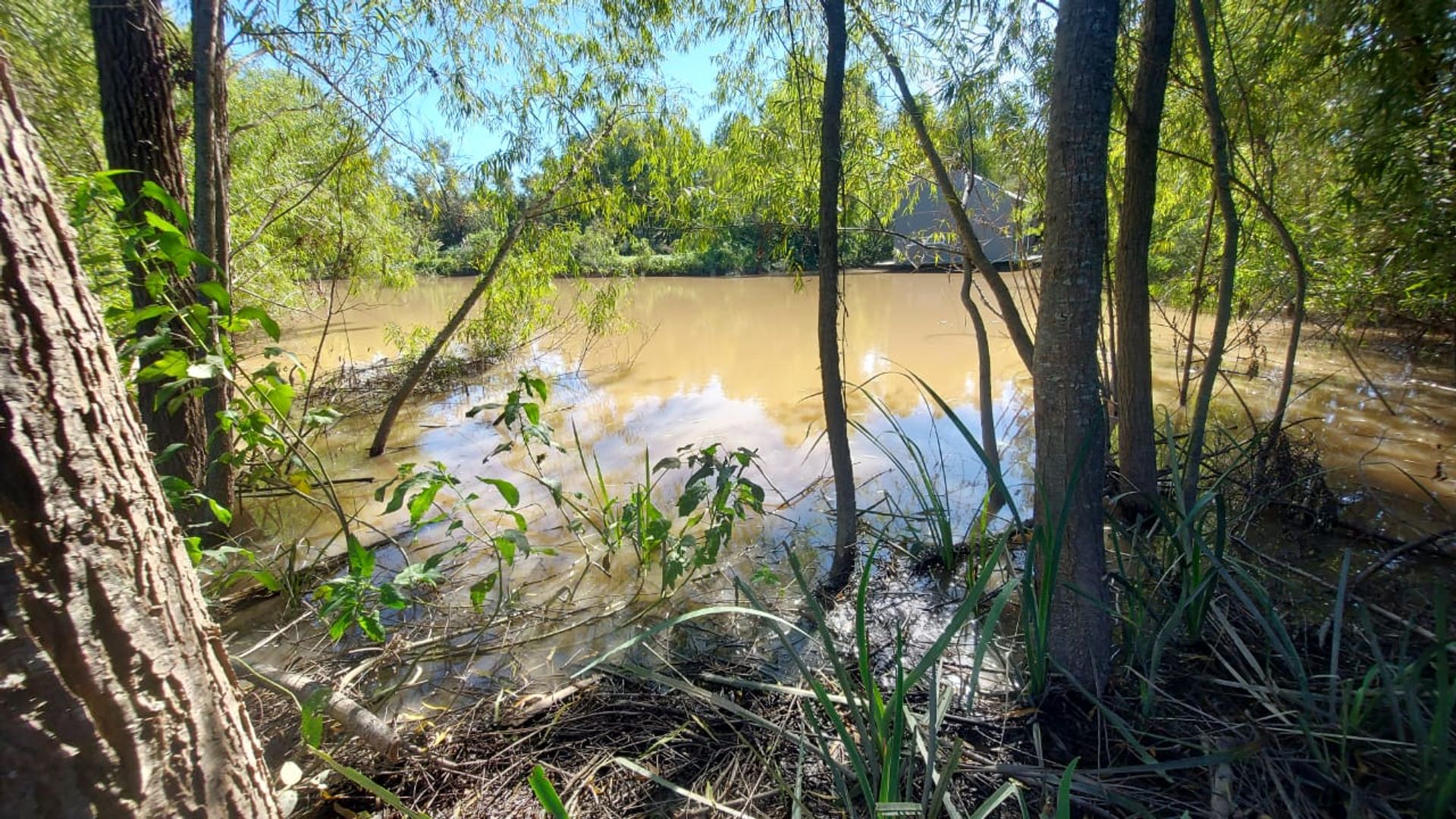 Lote frente al agua maschwitz escobar