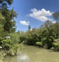Lote en tierra y agua para casa flotante