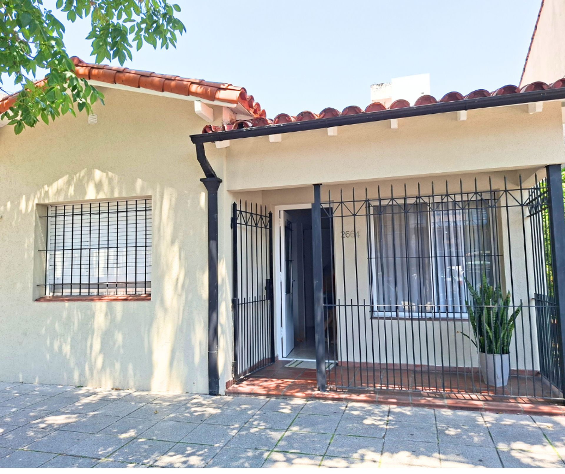 Penthouse 3 rooms with patio and terrace in Munro