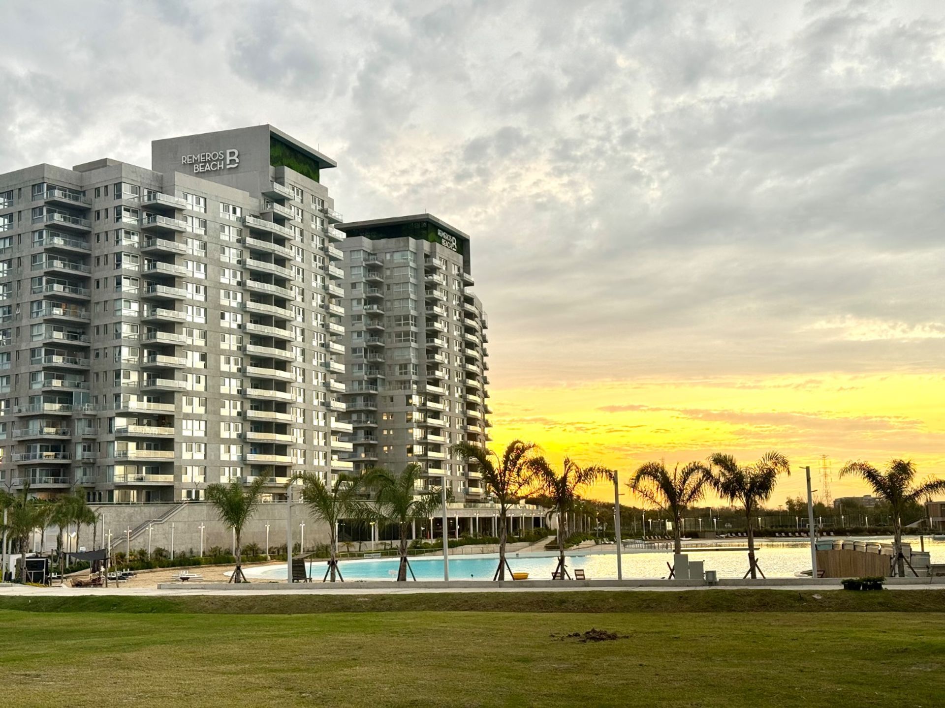 Remeros Beach 3 Rooms Beach View Double Garage