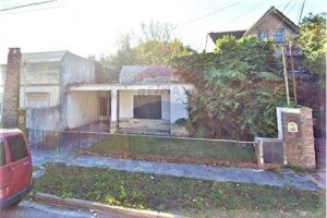 Lot for development Olivos 422 m2 zoning: R2
