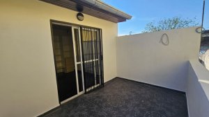 Venta PH Munro - 2 Departamentos Modernos