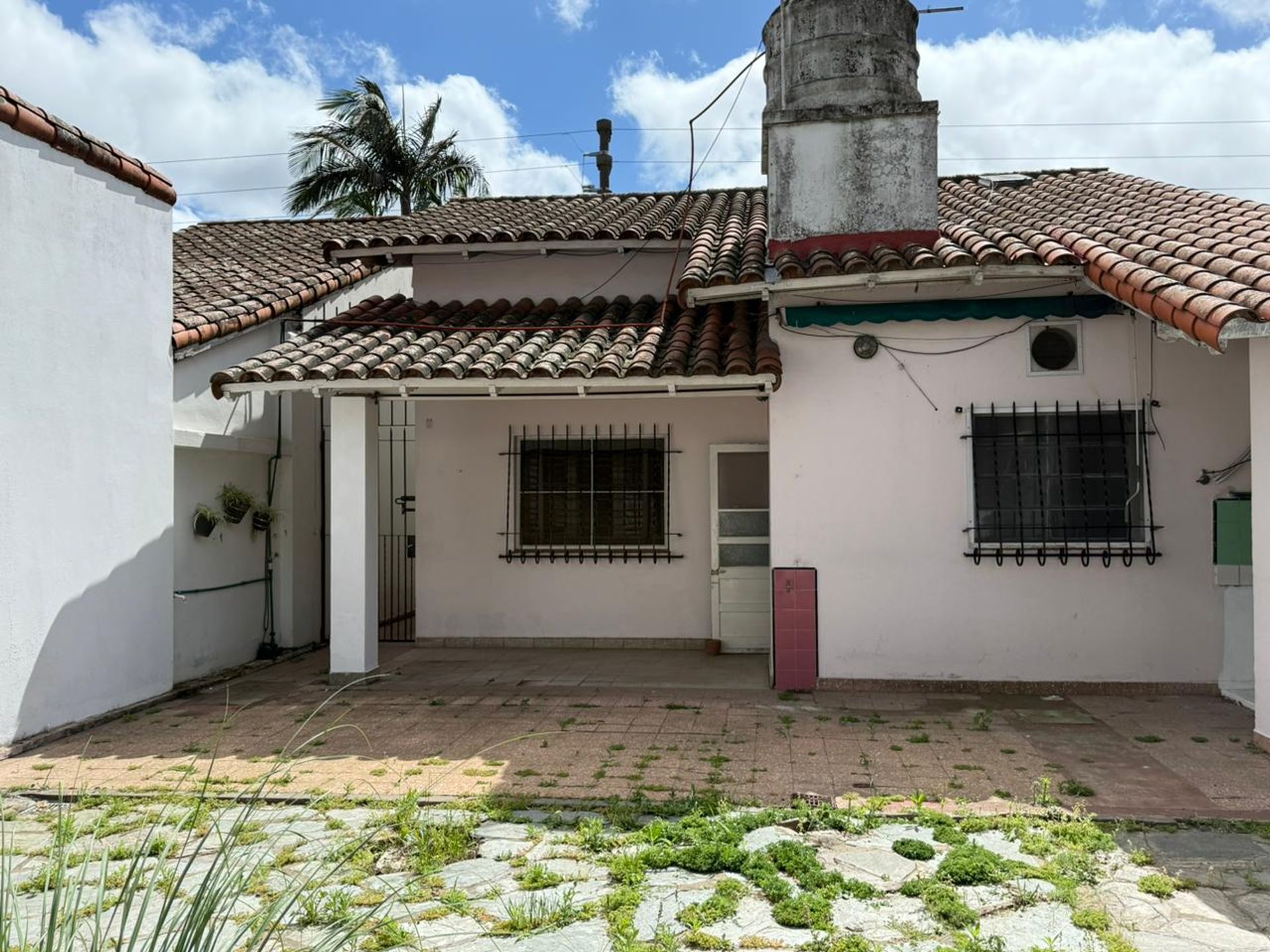 Casa Multifamiliar a refaccionar