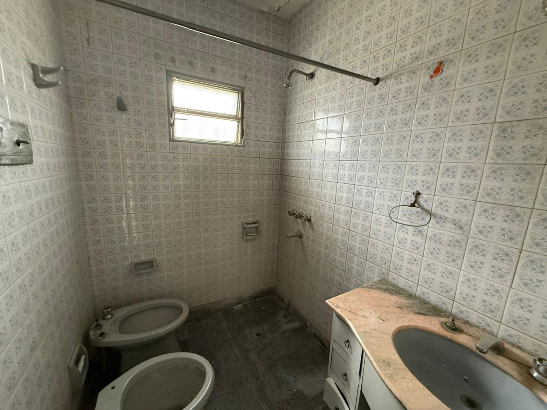 Casa Multifamiliar a refaccionar