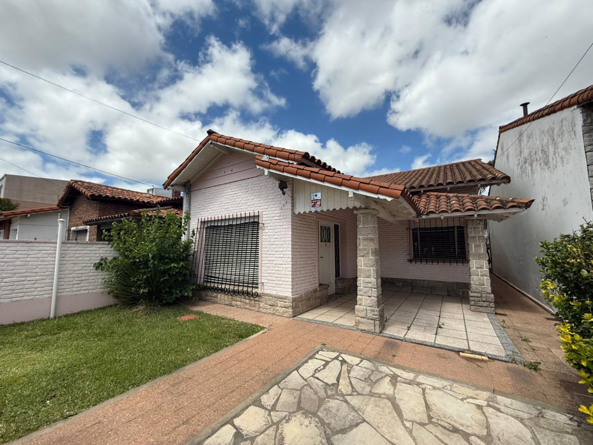 Casa Multifamiliar a refaccionar