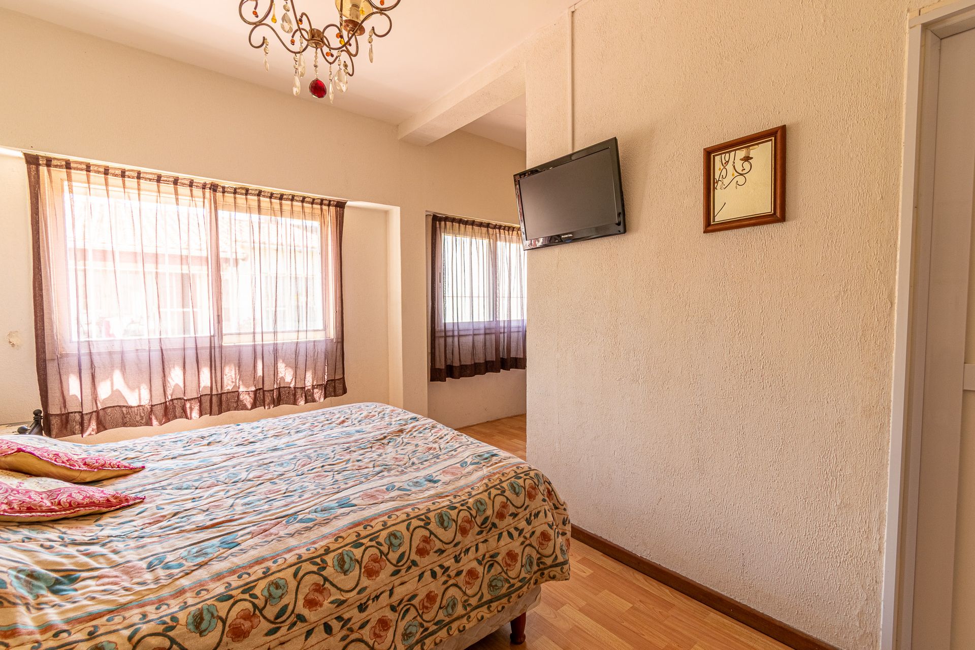 Venta Casa 4 Amb con Jardin y Quincho en Martinez