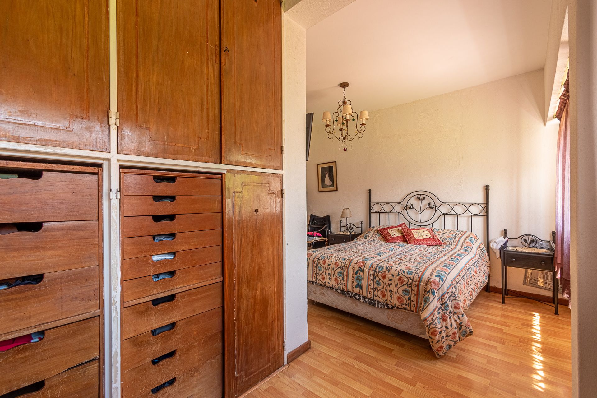 Venta Casa 4 Amb con Jardin y Quincho en Martinez