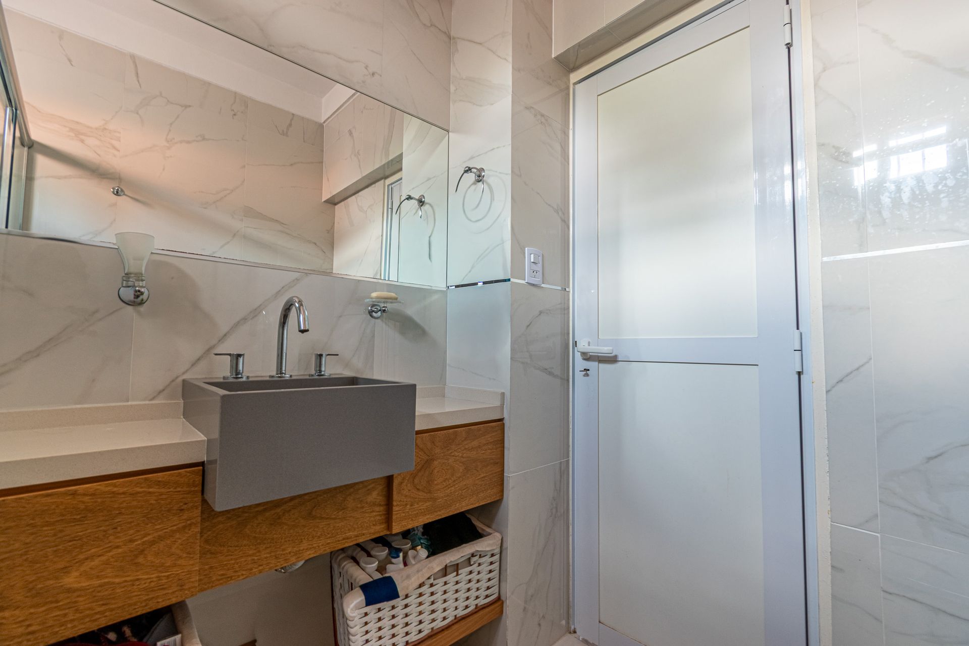 Venta Casa 4 Amb con Jardin y Quincho en Martinez