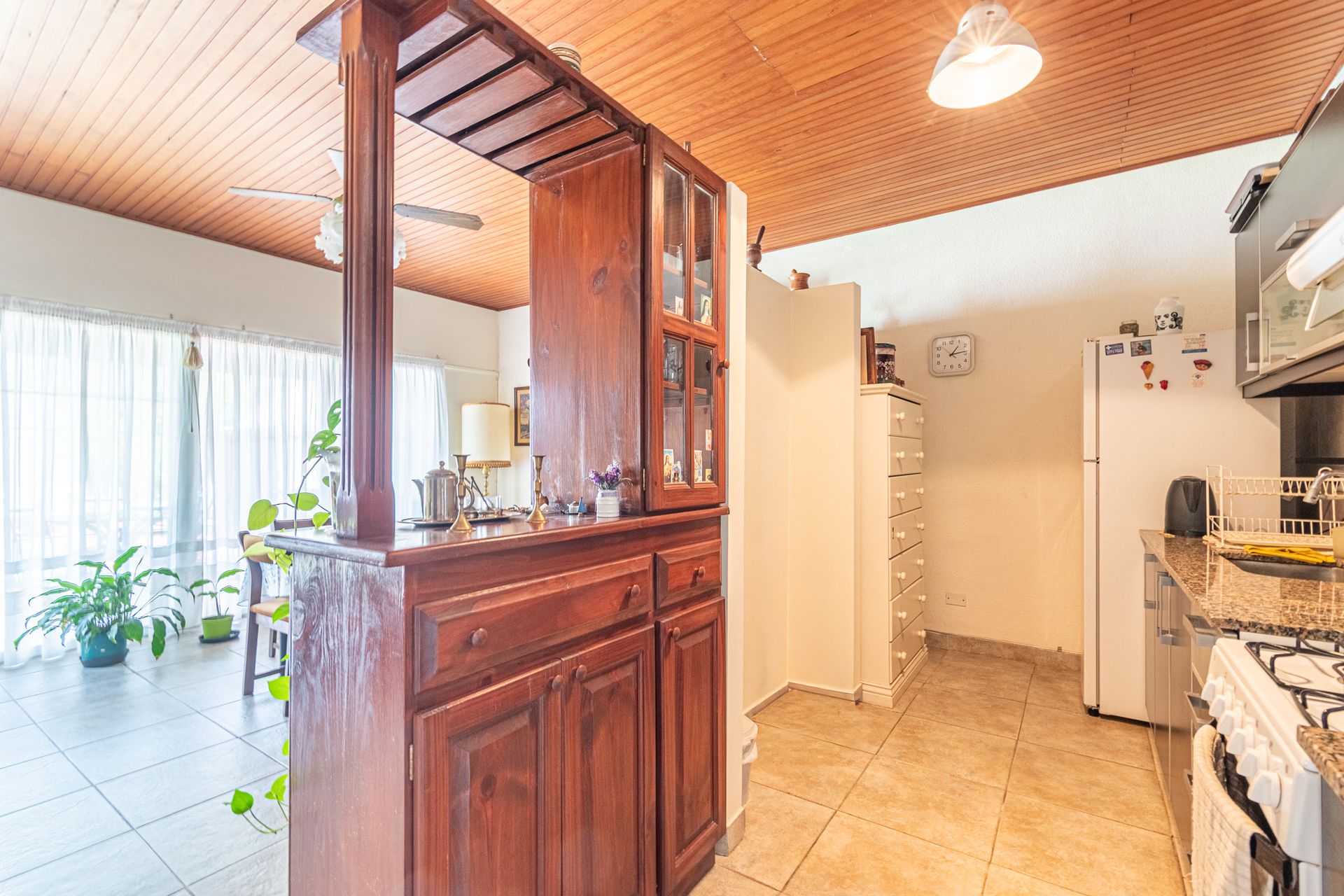 Venta Casa 4 Amb con Jardin y Quincho en Martinez