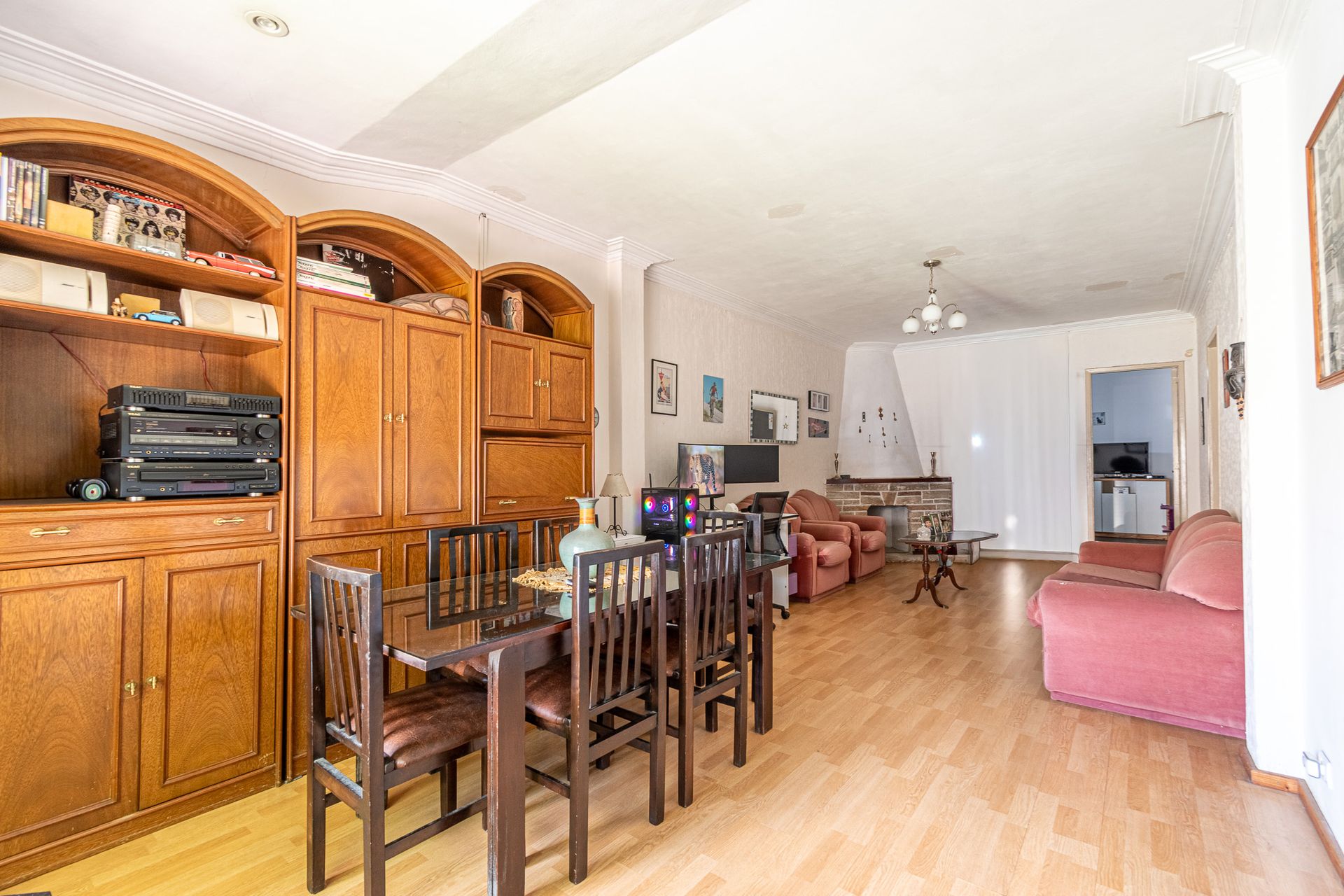 Venta Casa 4 Amb con Jardin y Quincho en Martinez
