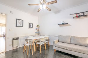 Venta Casa 4 Amb con Jardin y Quincho en Martinez