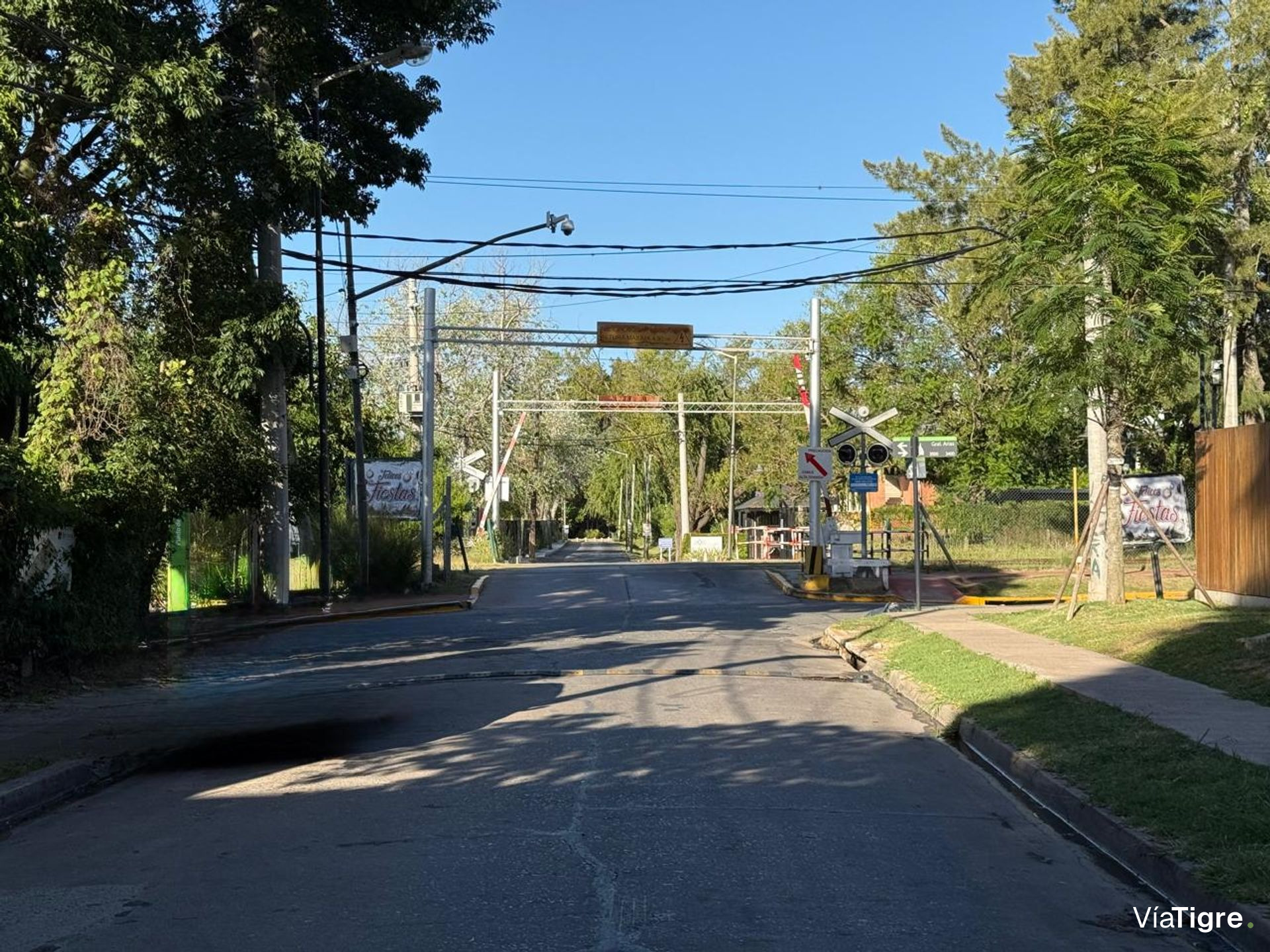 Venta Punta Chica, Duplex Con Jardín Y Pileta