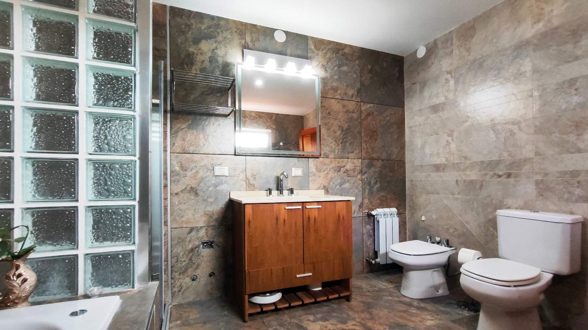 Venta 2 Casas De 5 Y 3Amb | B° La Bota | Benavídez