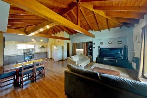 Refurbished 4-Room House for Sale in Virreyes