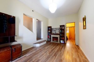 Refurbished 4-Room House for Sale in Virreyes