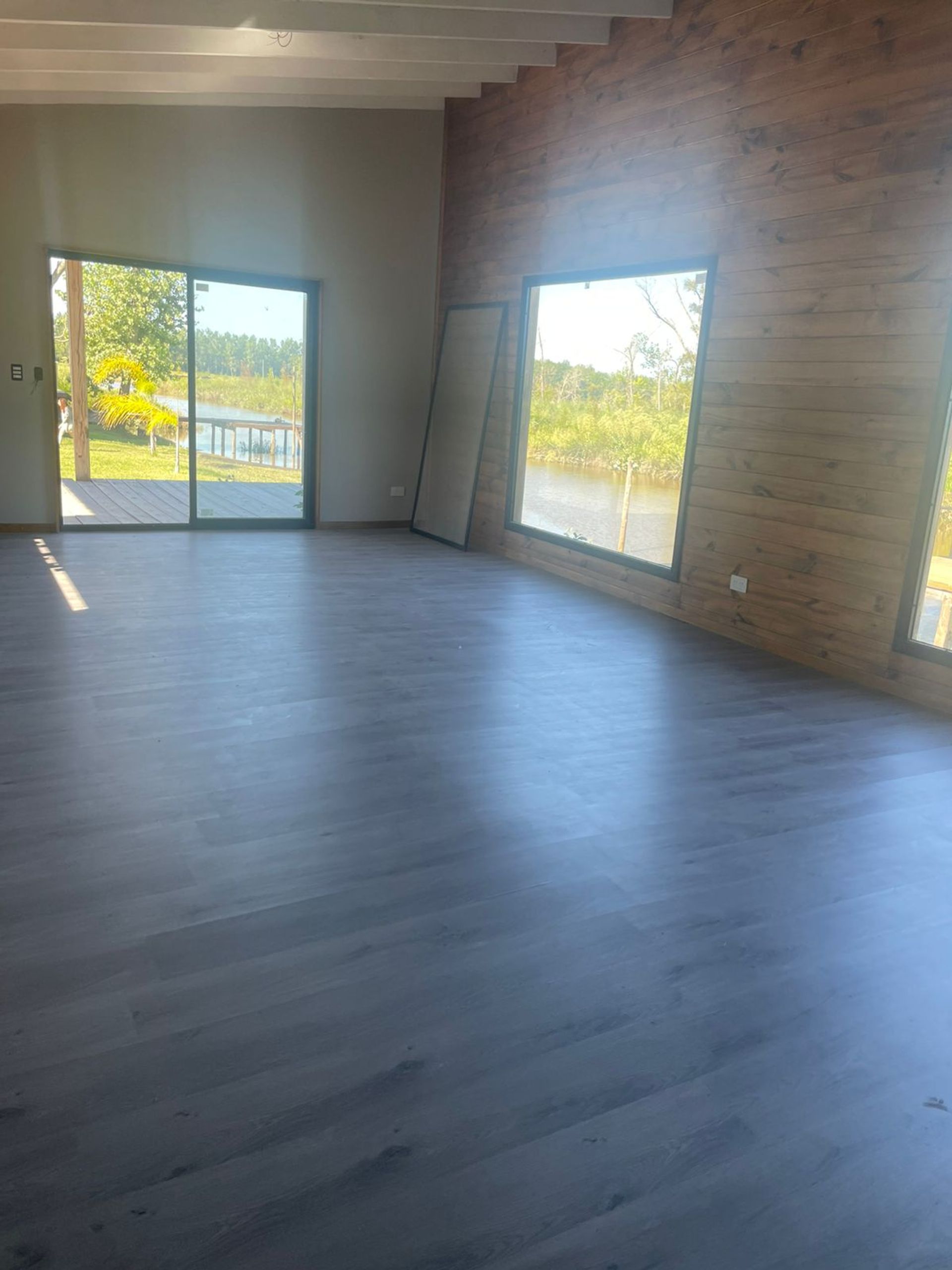 Venta casa 2 ambientes en barrio náutico Albardón