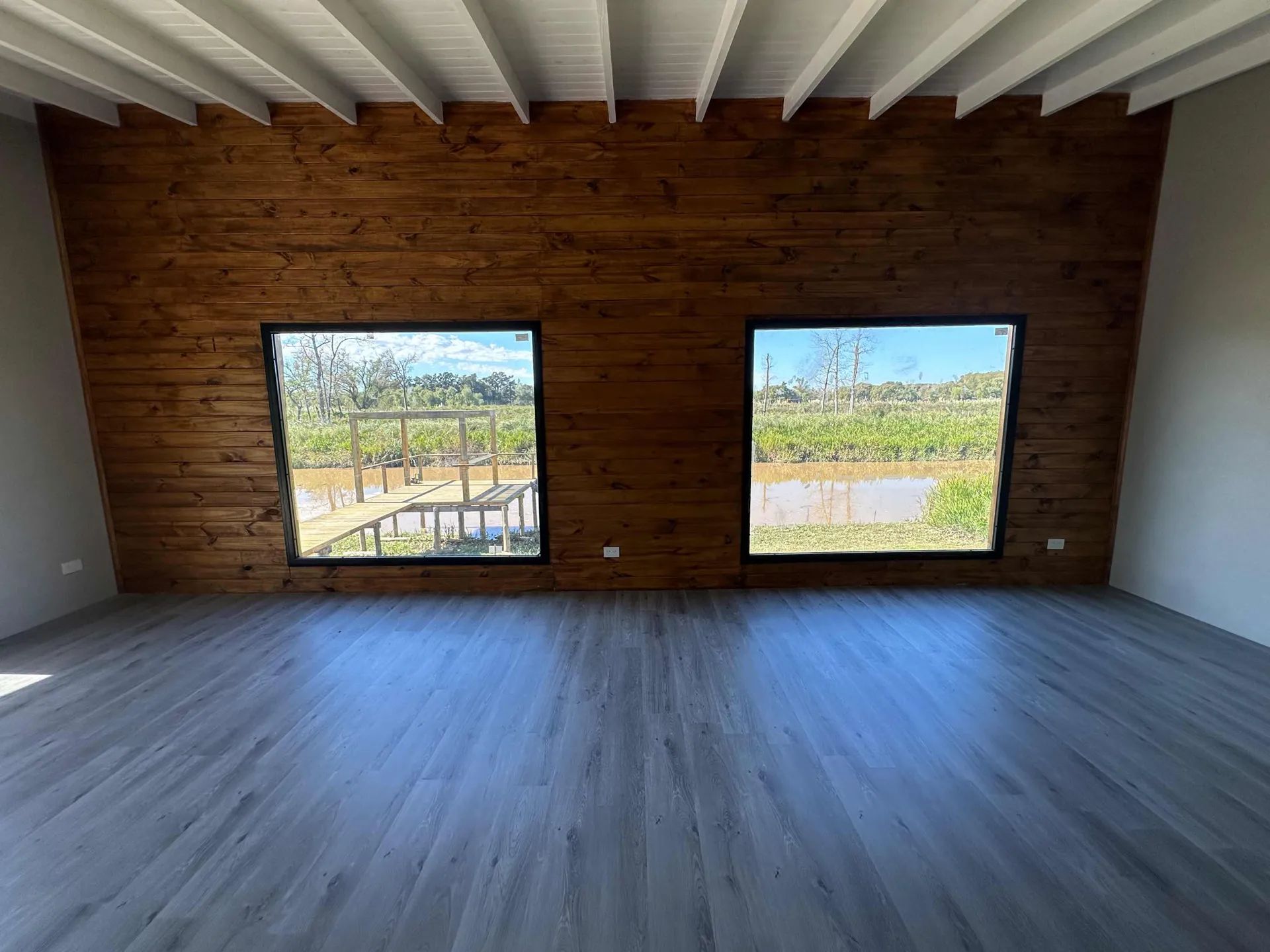 Venta casa 2 ambientes en barrio náutico Albardón