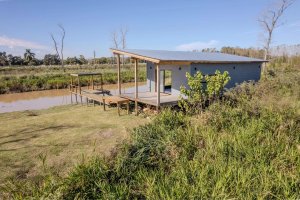 Venta casa 2 ambientes en barrio náutico Albardón