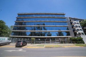 OFICINAS 450 m2 PLANTA LIBRE en OLIVO, 8 cocheras