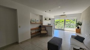 Venta departamento 2 amb amplios con balcon frente