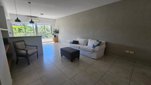 Venta departamento 2 amb amplios con balcon frente