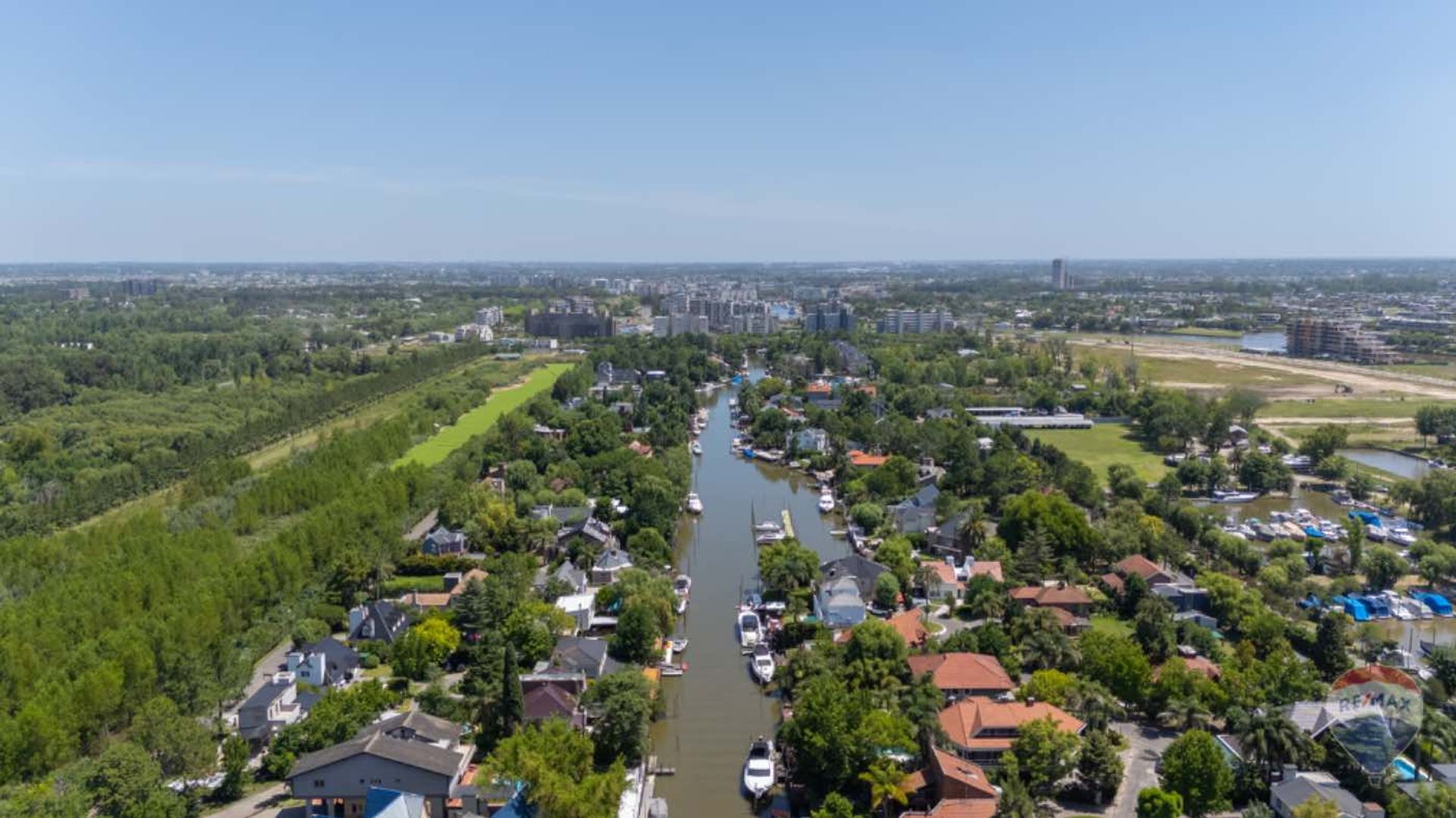 Venta casa 5 amb en Boatcenter, Tigre