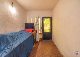 3-room apartment for sale in Carapachay, credit available.