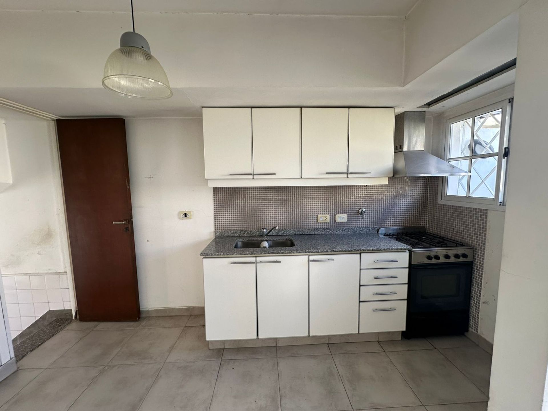 Duplex 5 Amb En Alquiler En Martinez Con Jardin